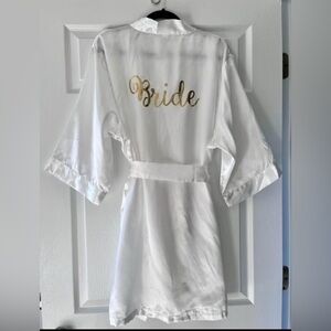 Bride robe and short set .